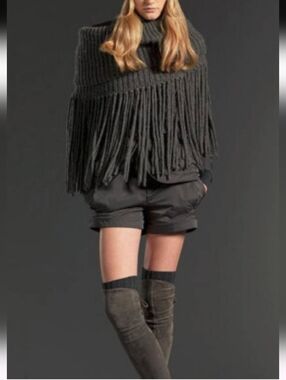 GUCCI ORIGINAL KNITTED PONCHO FRINGE FRONT ZIP OFF SHOULDERS WOOL + ALPACA SMALL